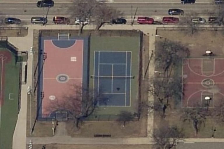 Aerial outdoor pickleball court view of Harrison Park in Chicago IL